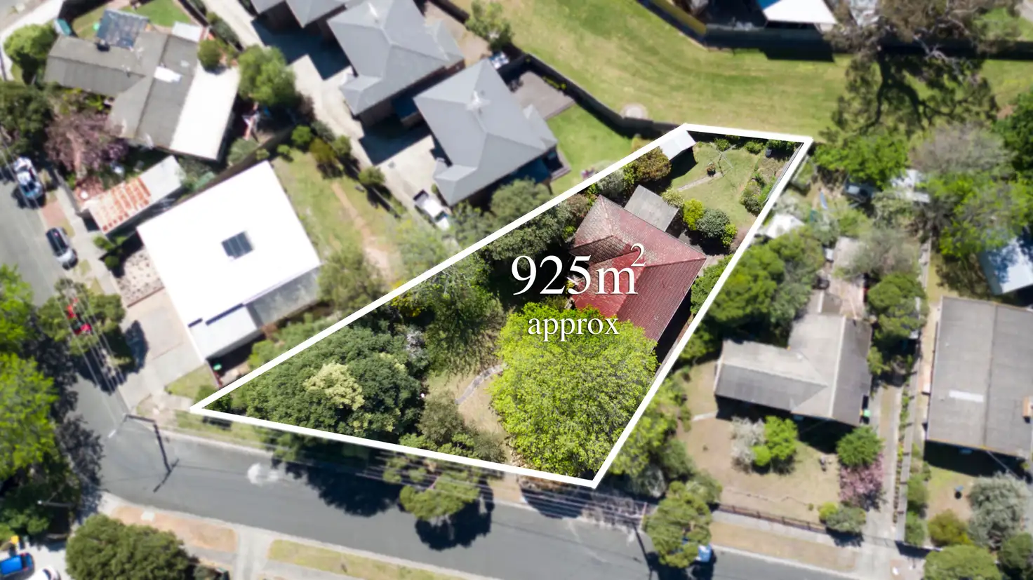 Main view of Homely house listing, 5 Gairloch Drive, Frankston VIC 3199