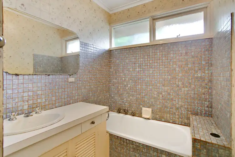 Sixth view of Homely house listing, 5 Gairloch Drive, Frankston VIC 3199