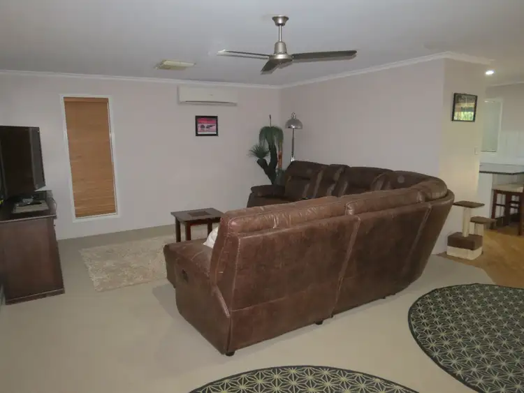 Sixth view of Homely house listing, 5 Reo Place, Emerald QLD 4720