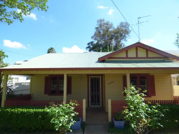17 Prince Street, Forbes NSW 2871