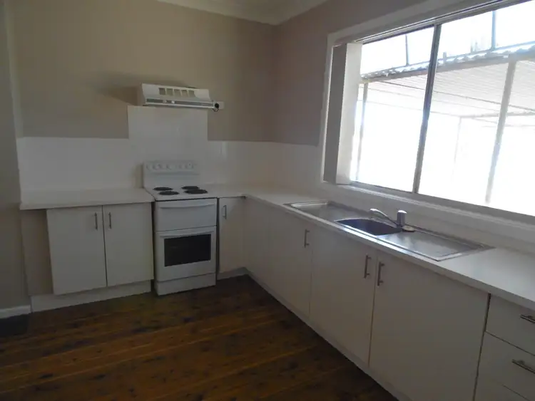 Fifth view of Homely house listing, 4 High Street, Parkes NSW 2870