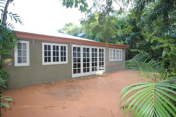 11 Warren Street, Ingham QLD 4850