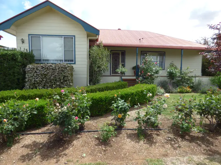83 Ferry Street, Forbes NSW 2871