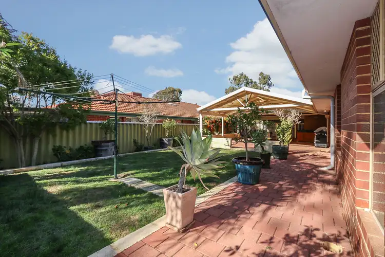 21 Penlea Glade, Kiara WA 6054