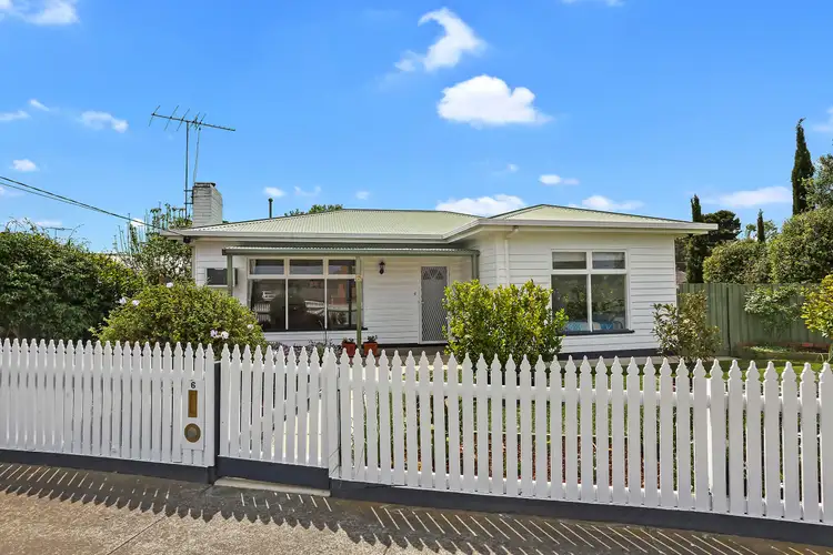 6 Macarthur Avenue, Hamlyn Heights VIC 3215