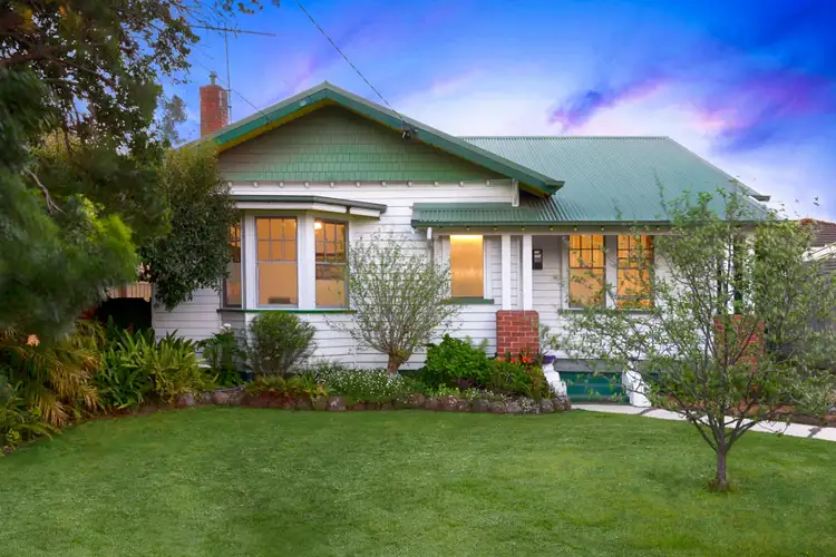 69 Rae Avenue, Edithvale VIC 3196