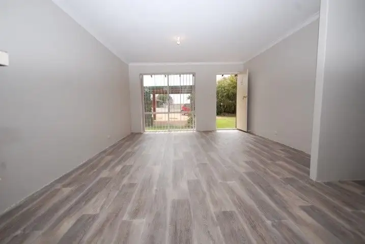 Seventh view of Homely block of units listing, 3A,3B,5A,5B Hough Street, Narrogin WA 6312