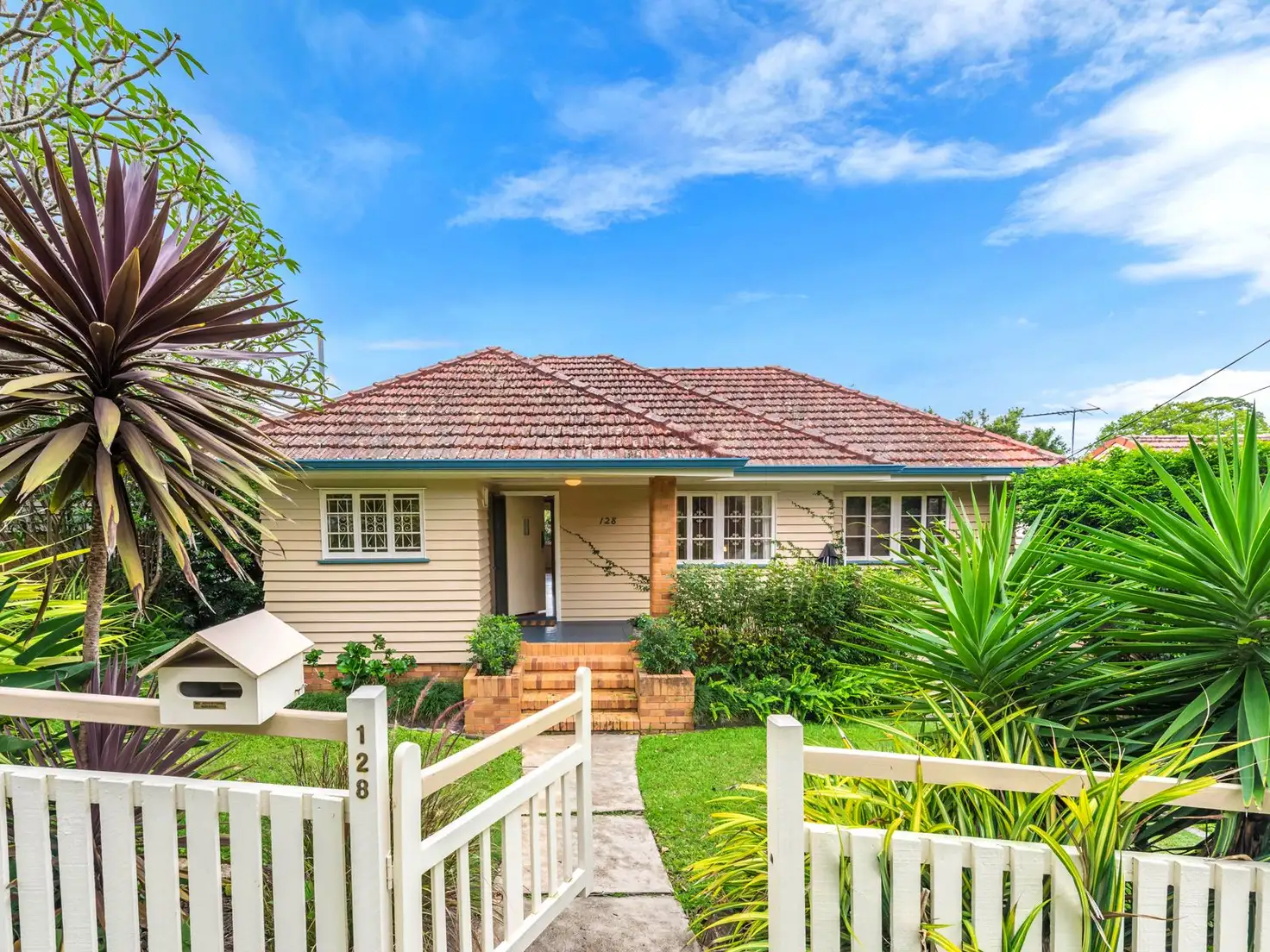 Main view of Homely house listing, 128 Arnold Street, Holland Park QLD 4121