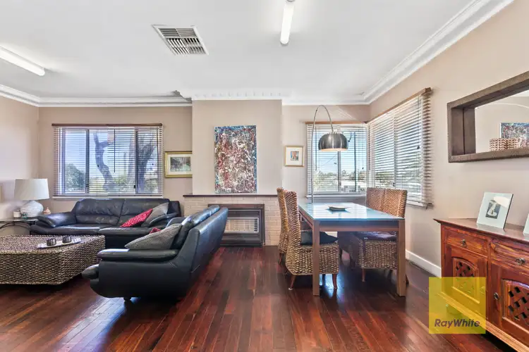 84 Duke Street, Scarborough WA 6019