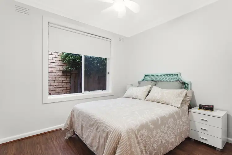 Fifth view of Homely house listing, 1 Allnutt Court, Cheltenham VIC 3192