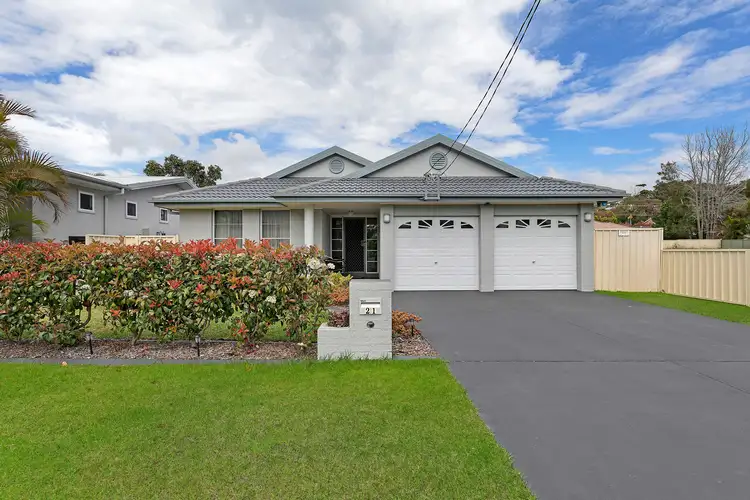 21 Papala Avenue, Bateau Bay NSW 2261