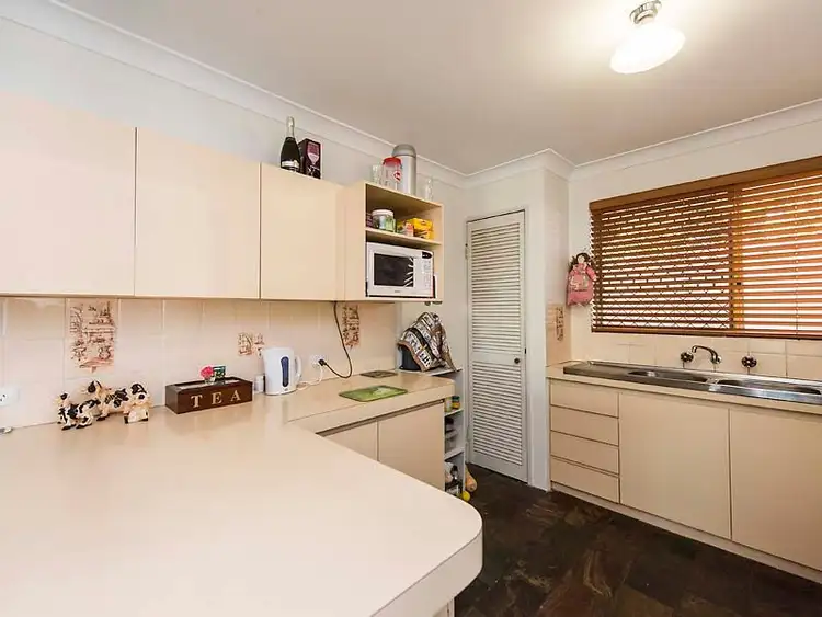 Seventh view of Homely house listing, 3 Broome Place, Warnbro WA 6169