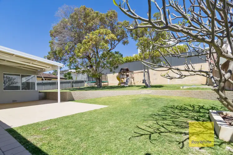 48 Robin Avenue, Sorrento WA 6020