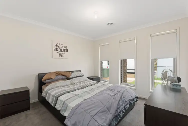 Second view of Homely house listing, 18 Gladeville Drive, Eaglehawk VIC 3556