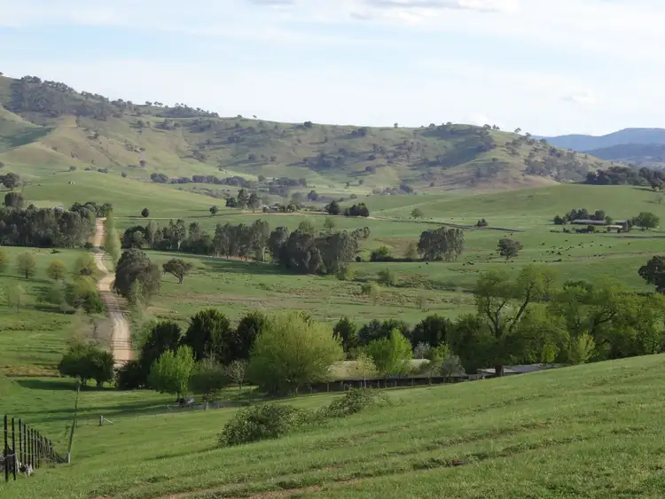 146 Mulholland Road, Georges Creek VIC 3700