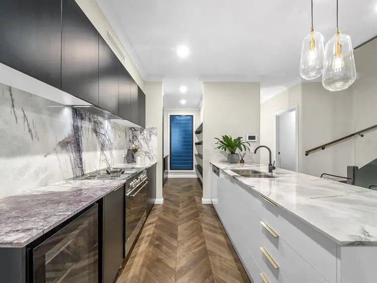 Seventh view of Homely house listing, 8/11 Warilda Street, Camp Hill QLD 4152
