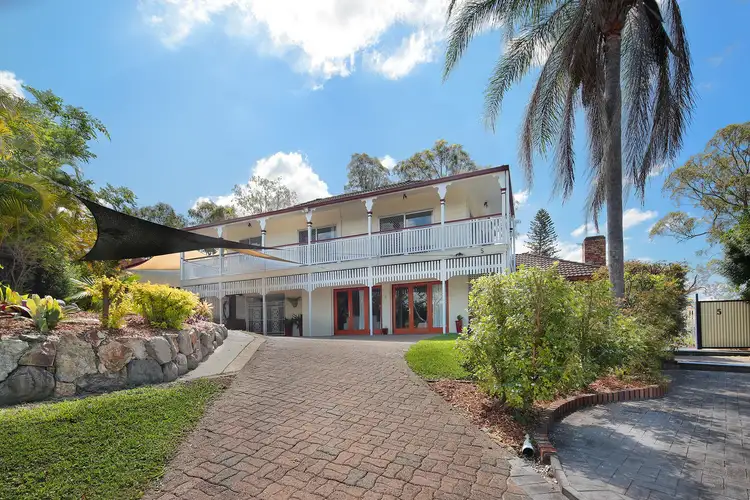 5 Blaxland Court, Mount Ommaney QLD 4074