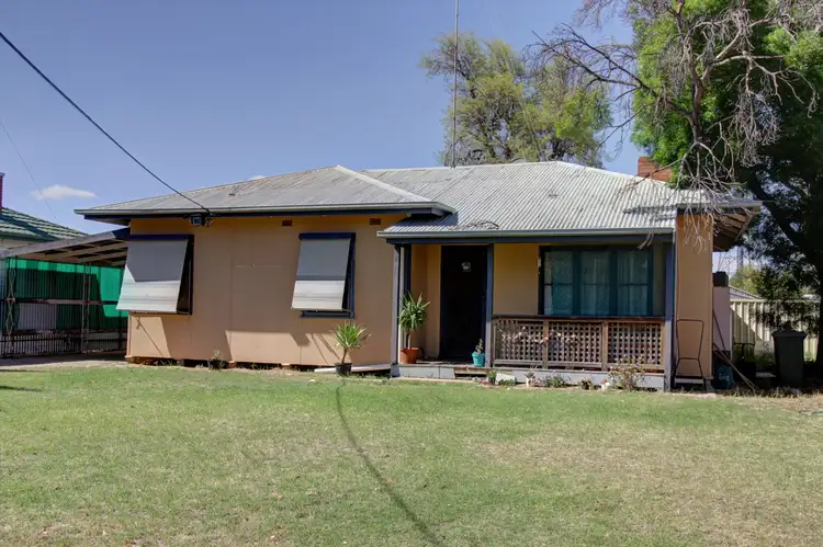 2 Coombe Street, Berri SA 5343