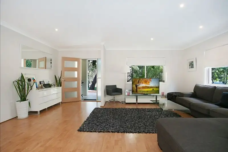 Main view of Homely other listing, 2/25 Ewan Street, Southport QLD 4215