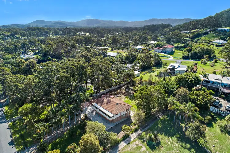 1/24 Emerald Heights Drive, Emerald Beach NSW 2456