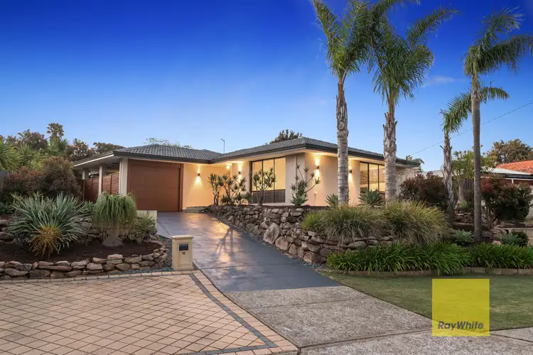 15 Bernard Manning Drive, Duncraig WA 6023