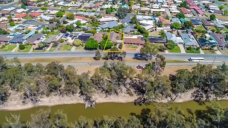 111 Campaspe Esplanade, Echuca VIC 3564