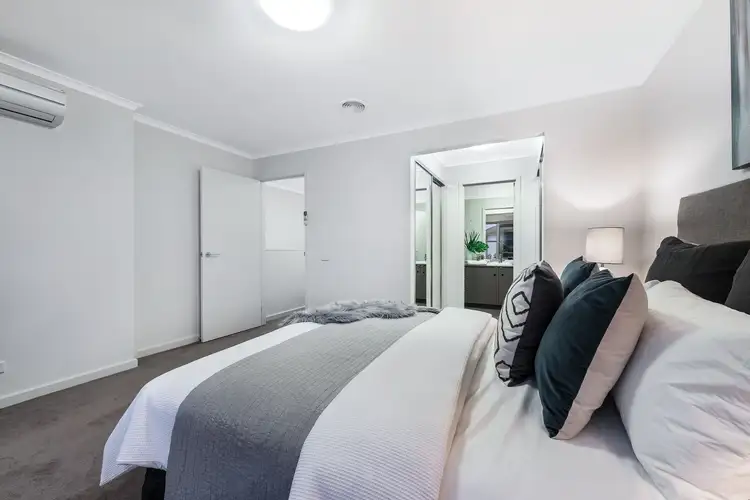 Fifth view of Homely house listing, 11 Exhibition Drive, Mulgrave VIC 3170