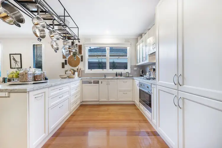 Second view of Homely house listing, 33 Seaview Crescent, Mulgrave VIC 3170