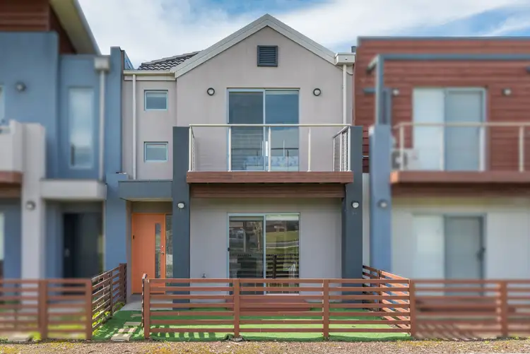 11/8 Moresby Court, Craigieburn VIC 3064