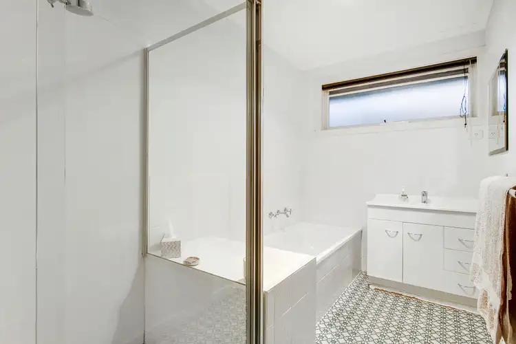 Sixth view of Homely house listing, 6 Illira Avenue, Frankston VIC 3199