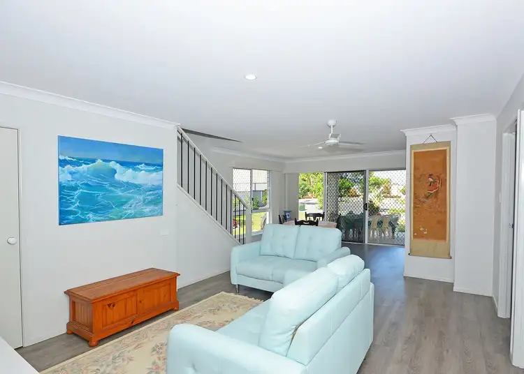 Second view of Homely house listing, 6 Ridge View Court, Nikenbah QLD 4655