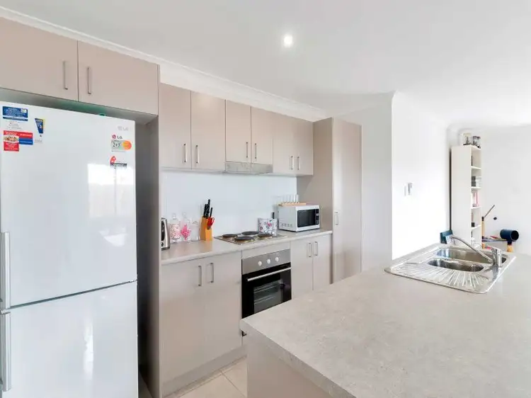 31A Middle Road, Hillcrest QLD 4118