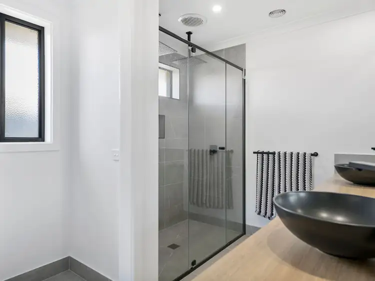 Fourth view of Homely house listing, 21 Senator Drive, Benalla VIC 3672
