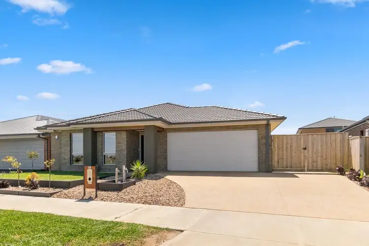 12 Fairhall Avenue, Werribee VIC 3030
