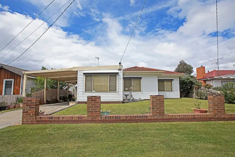 4 Merralyn Street, Belmont VIC 3216