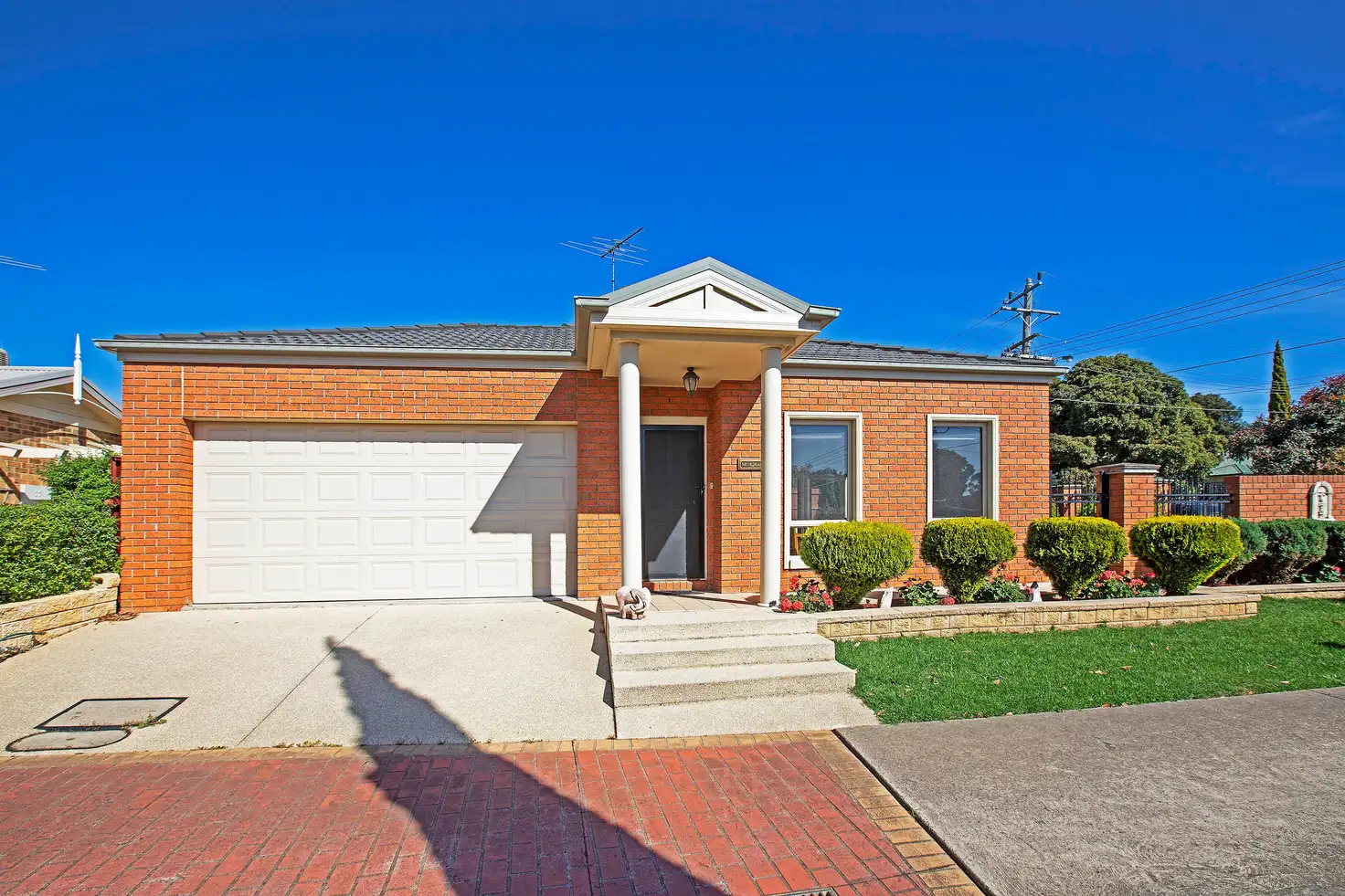 Main view of Homely unit listing, 1/153 Barrabool Road, Highton VIC 3216