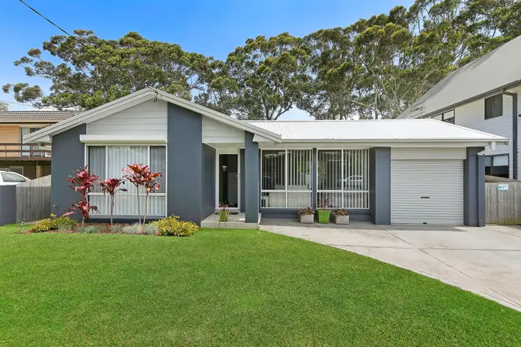 5 Lakin Street, Bateau Bay NSW 2261