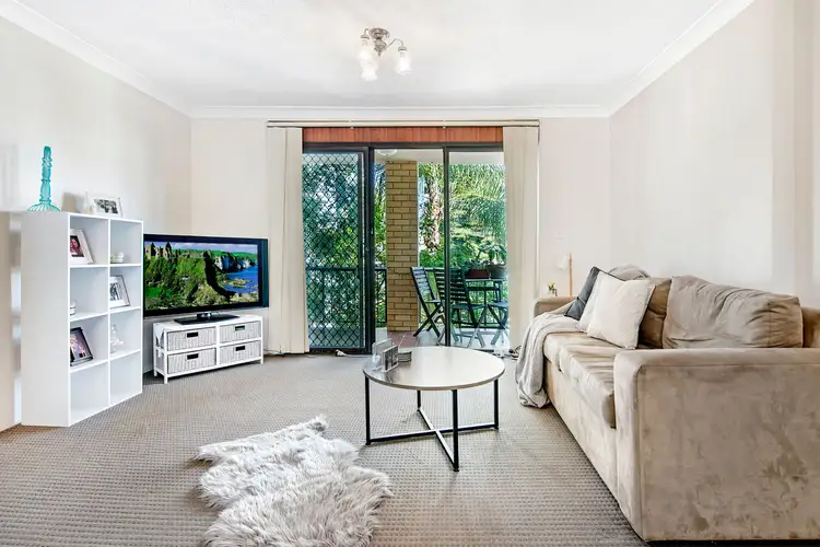 Third view of Homely apartment listing, 3/3 Jubilee Avenue, Broadbeach QLD 4218