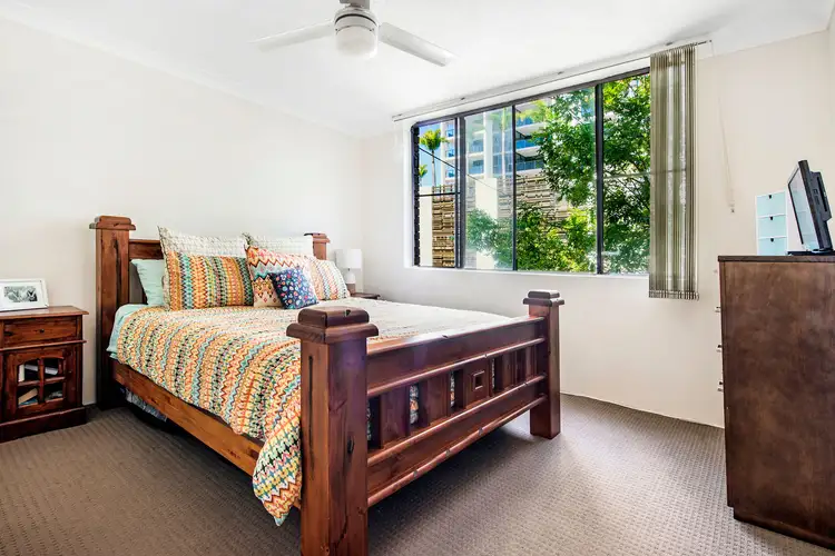 Fifth view of Homely apartment listing, 3/3 Jubilee Avenue, Broadbeach QLD 4218