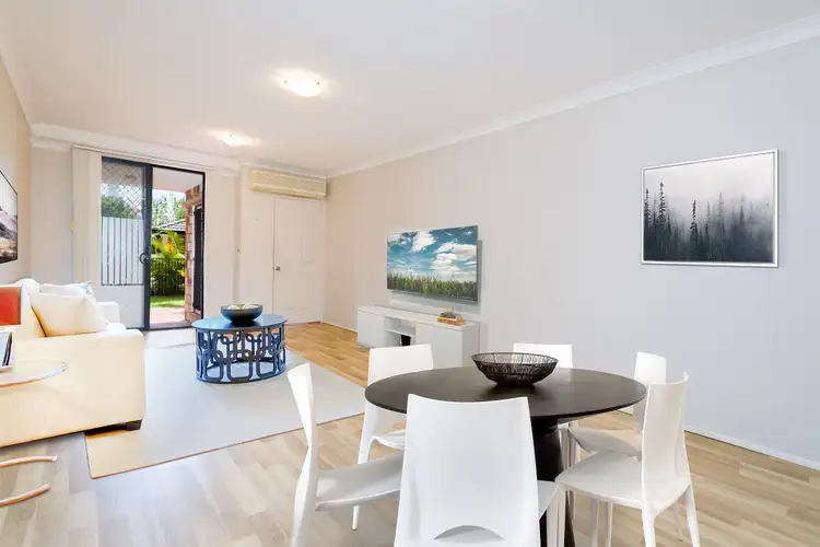 Main view of Homely townhouse listing, 2/37 Rise Street, Mount Gravatt East QLD 4122