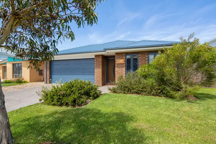 18 Grampian Boulevard, Cowes VIC 3922