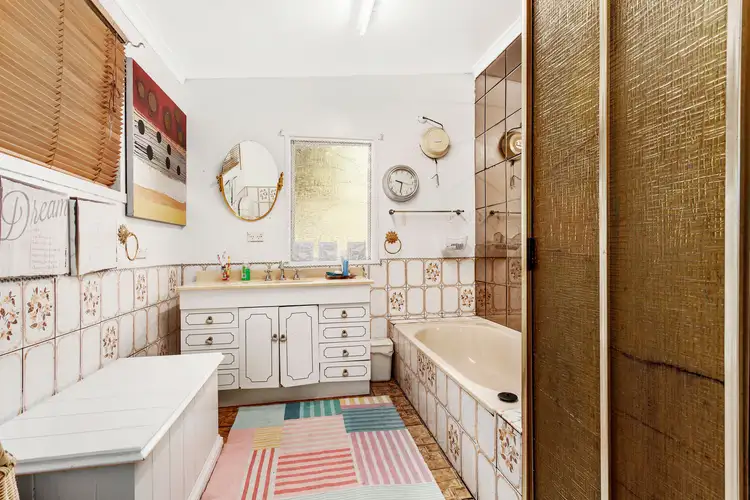 Fifth view of Homely house listing, 17 Rosedale Avenue, Glen Huntly VIC 3163