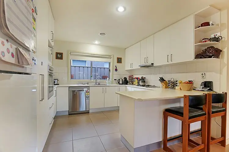 Third view of Homely house listing, 10 Grange Close, Wodonga VIC 3690