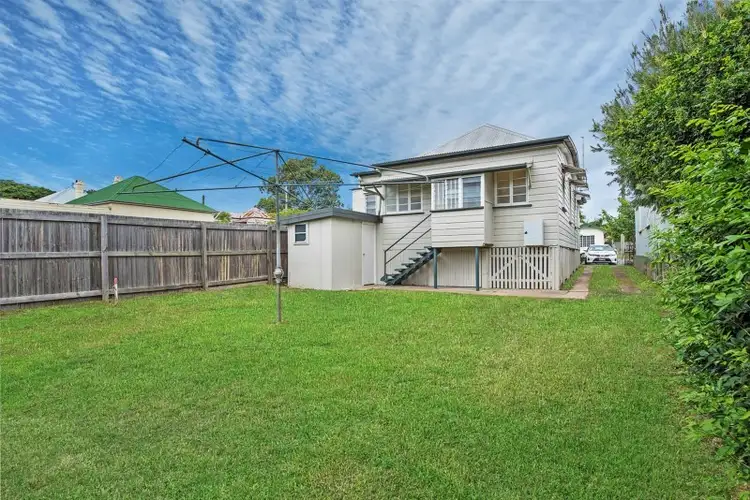 14 Inwood Street, Wooloowin QLD 4030