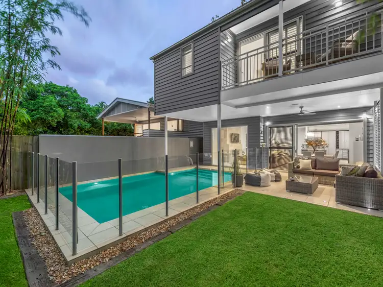 36 Watson Street, Camp Hill QLD 4152