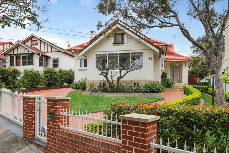14 De Villiers Avenue, Chatswood NSW 2067
