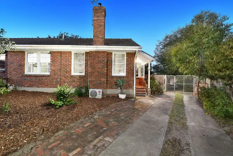 8 Muriel Court