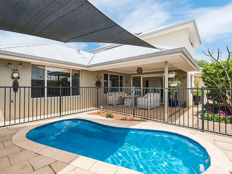 24 Parkfarm Drive, South Guildford WA 6055