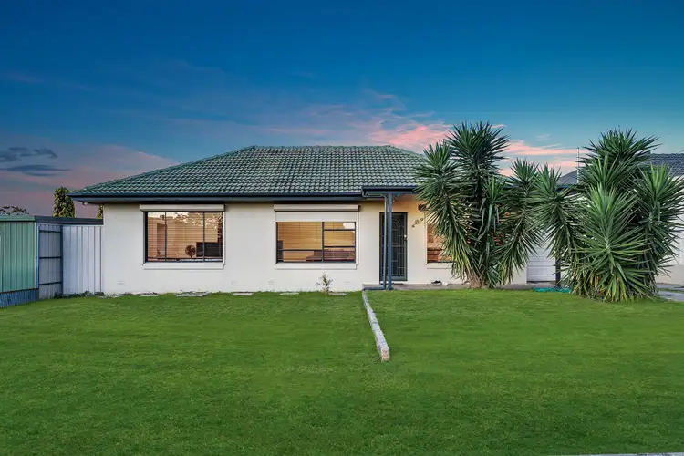 6 Warrigal Street, Para Hills SA 5096