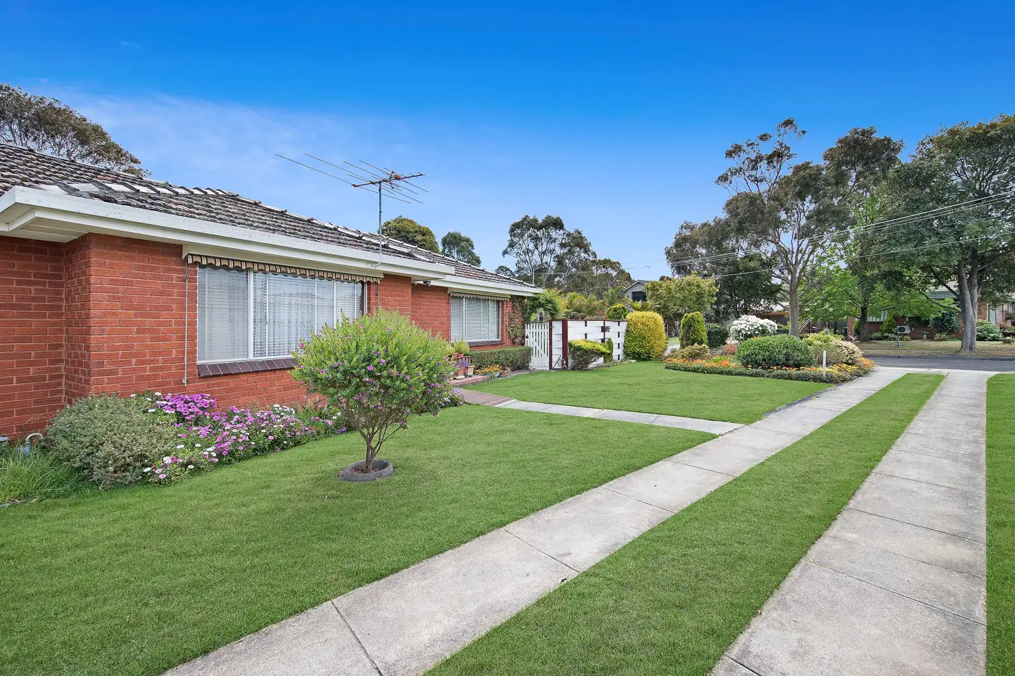 Main view of Homely unit listing, 1/1 Neil Court, Mulgrave VIC 3170